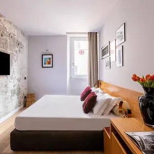 2* Gasthuis Downtown Boutique House - Ca Domus Collection