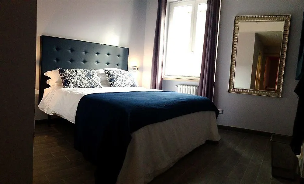 ** Bed & Breakfast B&B Home 77 Rome Italy