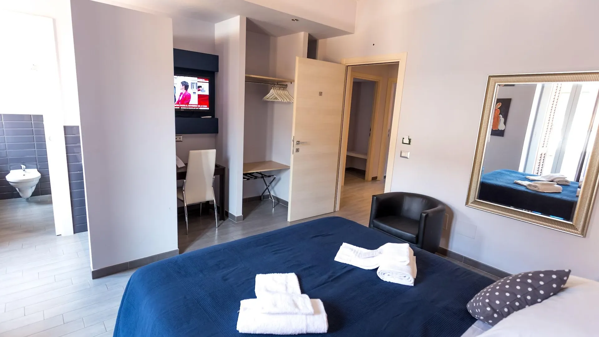 B&B Home 77 Roma Bed & Breakfast